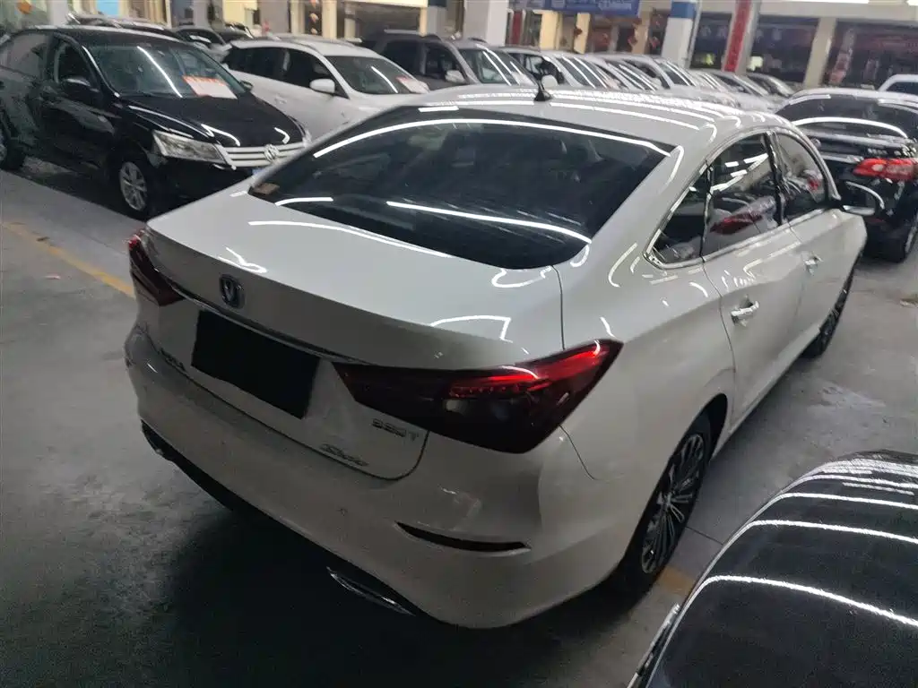 Changan Eado 2019 — фото 7