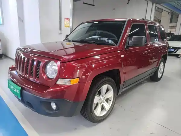 Jeep Freelancer 2014