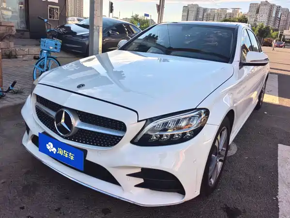 Mercedes-Benz C-Class 2021