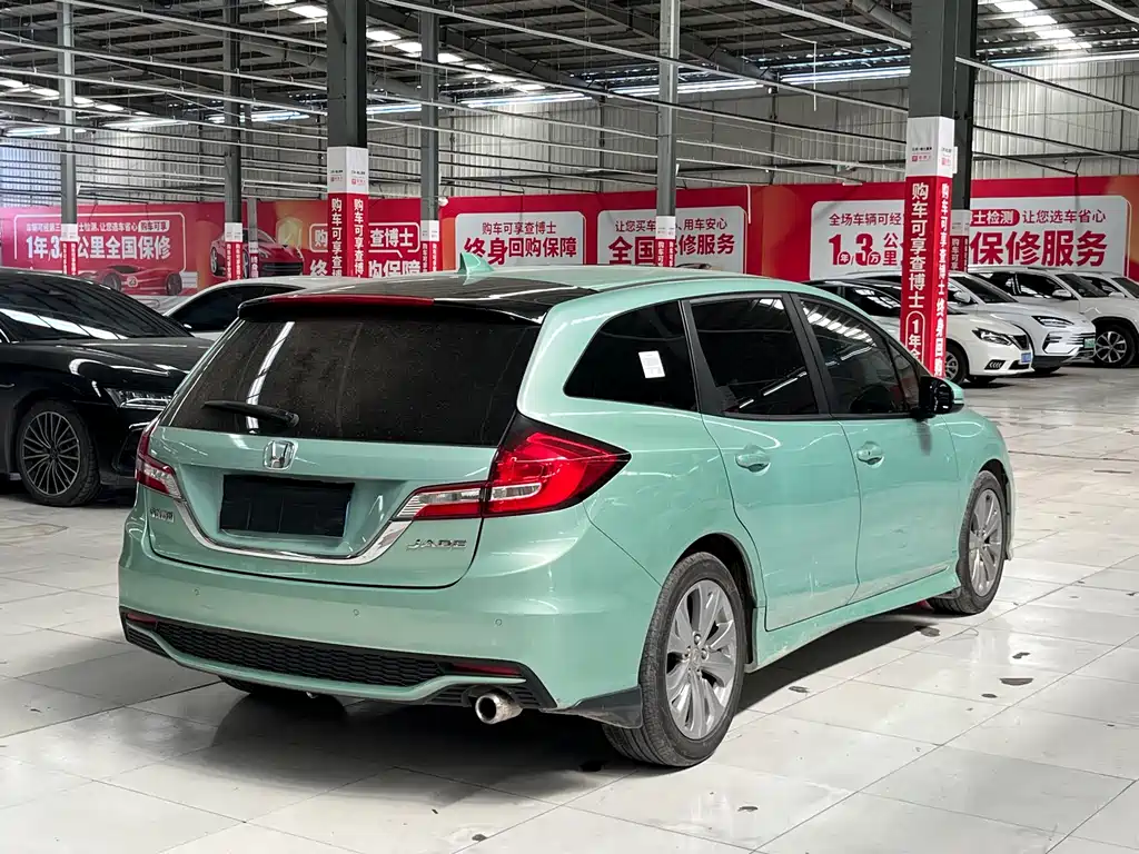 Honda Jade 2017 — фото 16