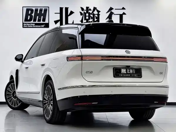 NIO ES8 2026