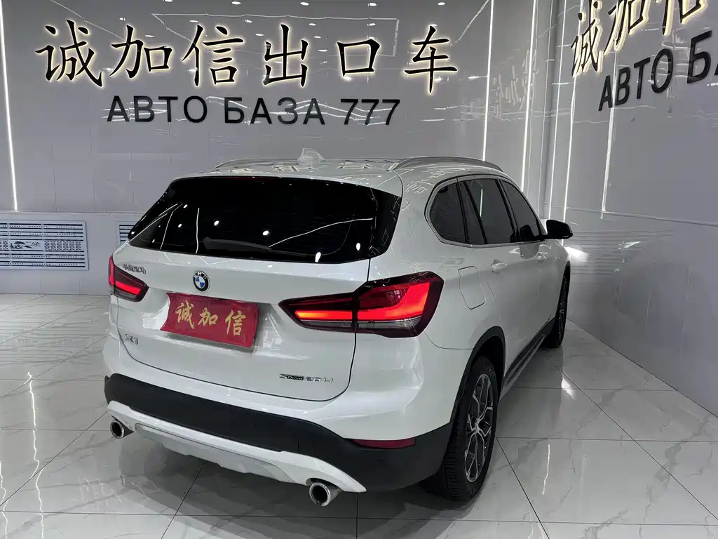 BMW X1 2022 — фото 4