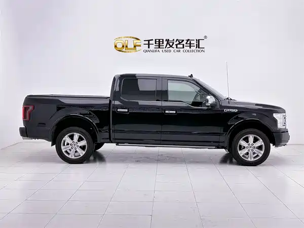 Ford F-150 Raptor 2020