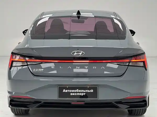 Hyundai Elantra 2023