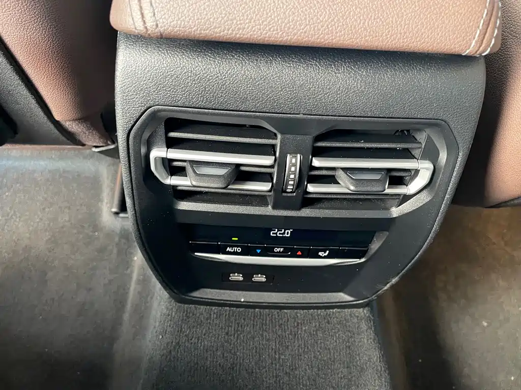 BMW 3 Series 2020 — фото 13