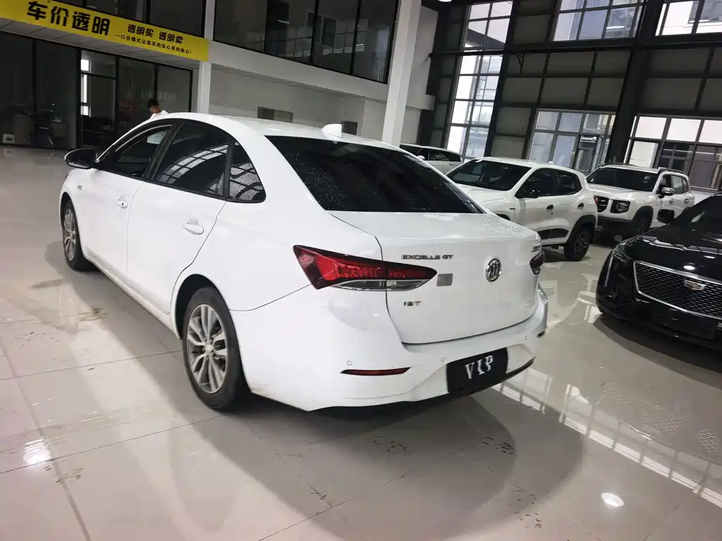 Buick Excelle GT 2018 — фото 8