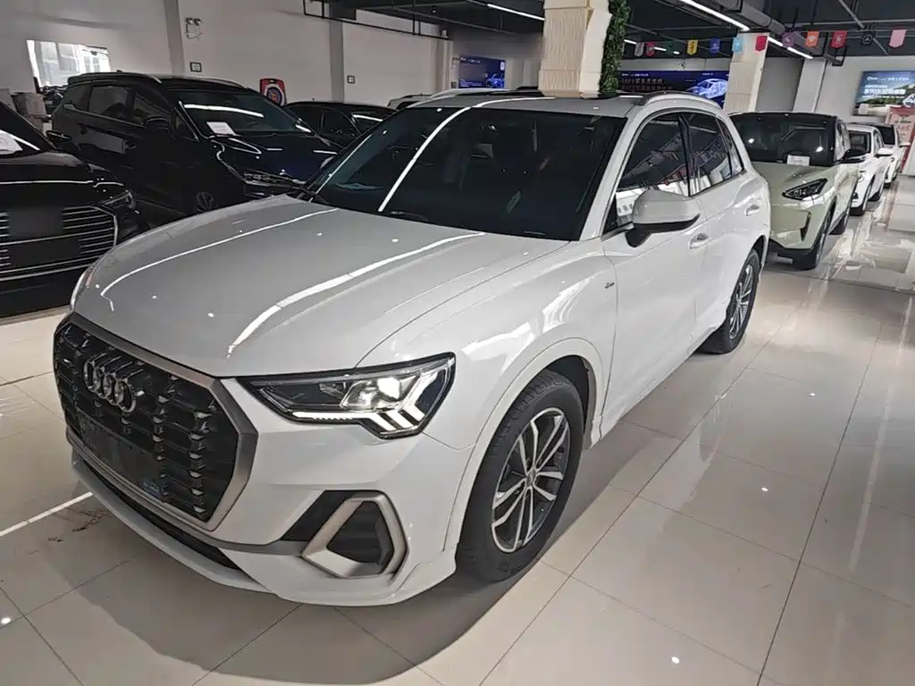 Audi Q3 2021