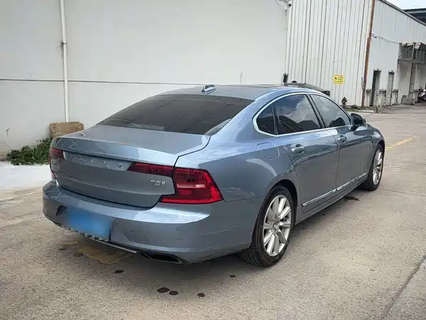 Volvo S90 2020