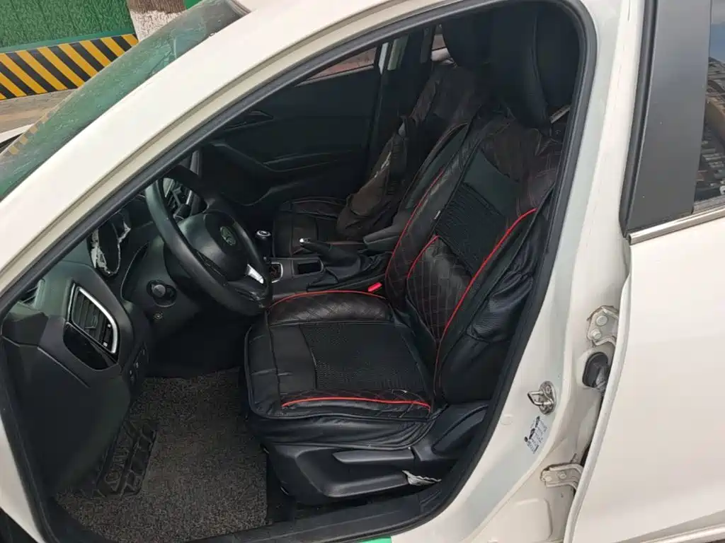 Mazda 3 Axela 2015 — фото 15
