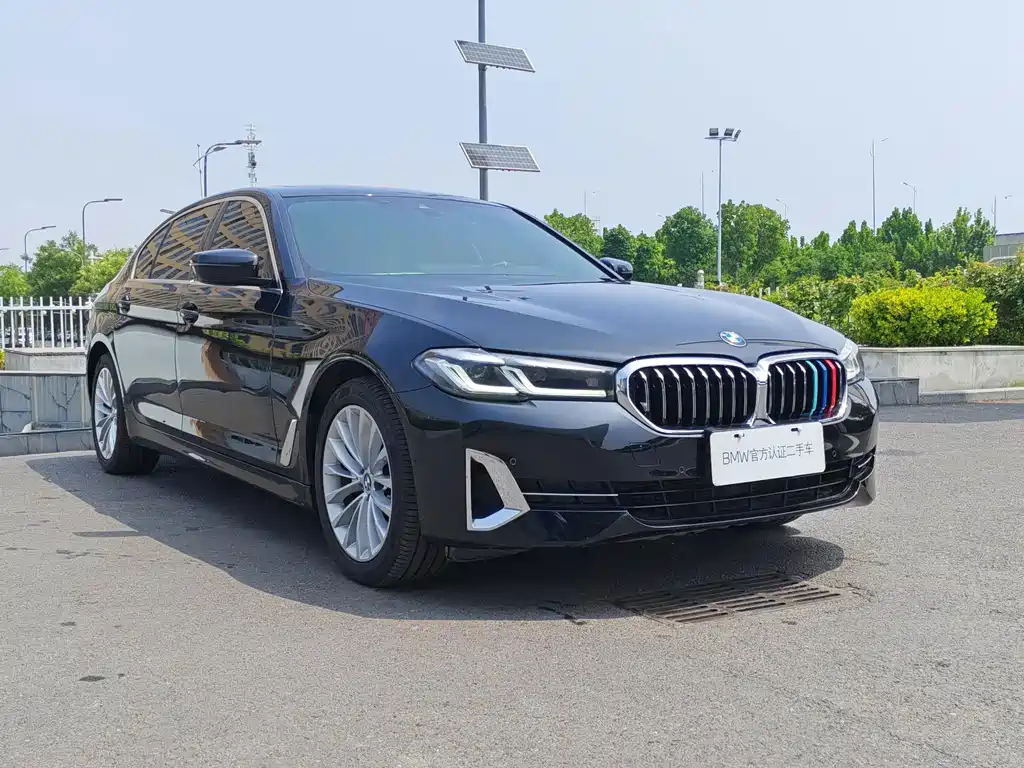 BMW 5 Series 2022