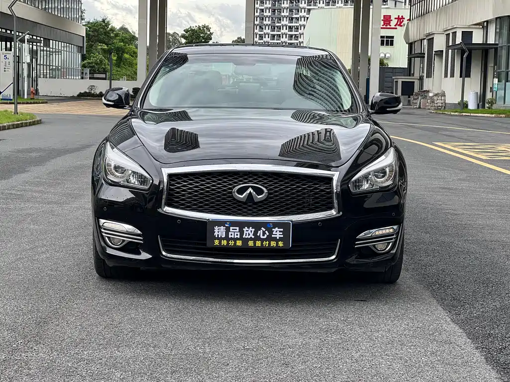 Infiniti Q70 2018 — фото 2