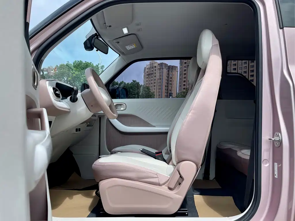 Geely Galaxy Panda 2025 — фото 9