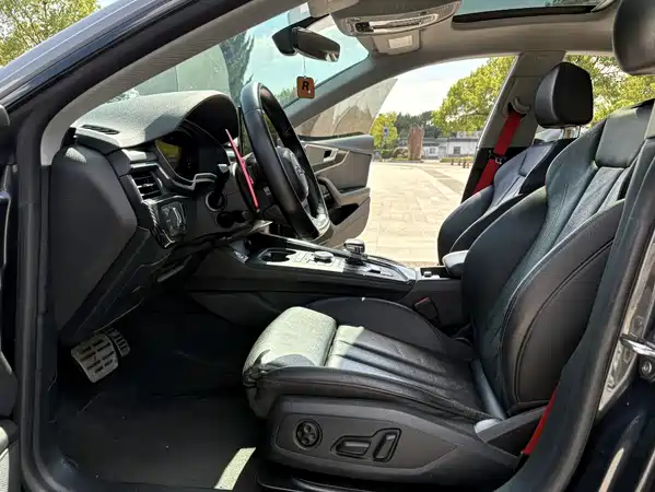 Audi A5 2023