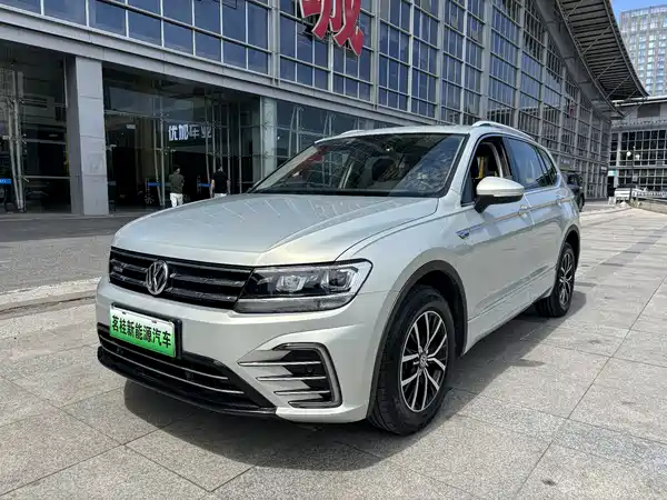 Volkswagen Tiguan L Plug-In Hybrid 2019