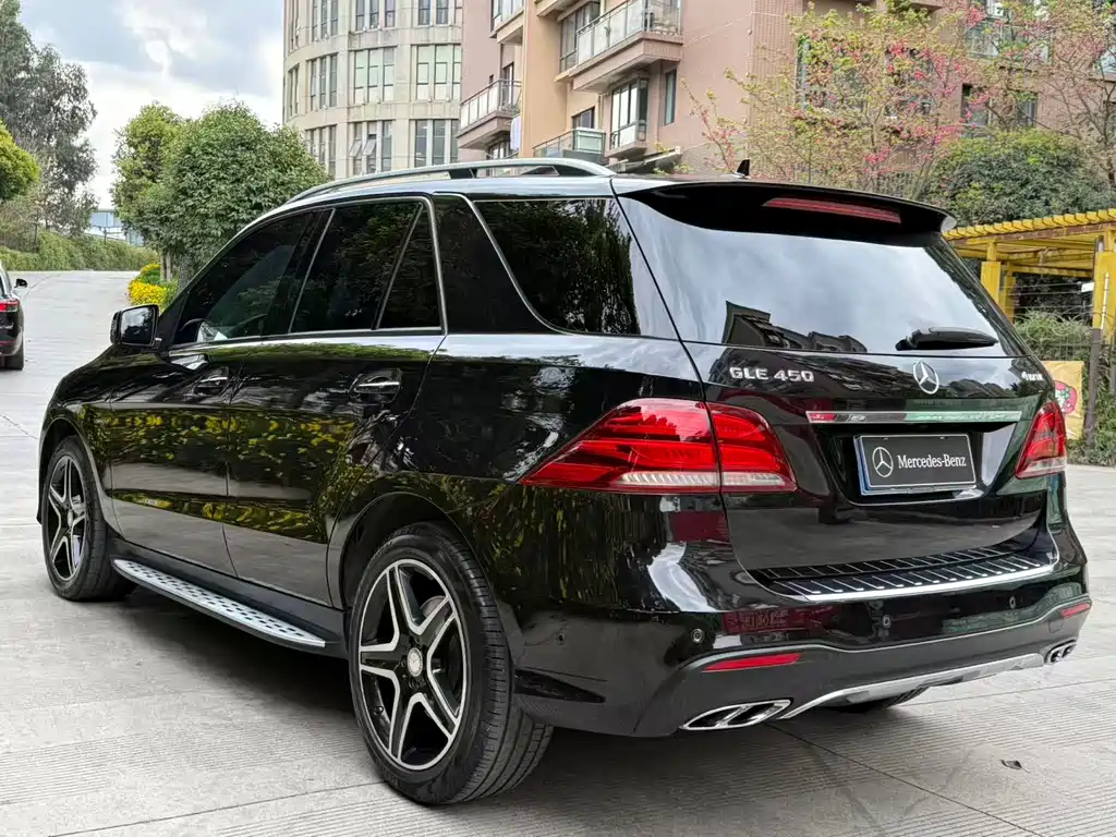 Mercedes-Benz GLE 2016 — фото 43