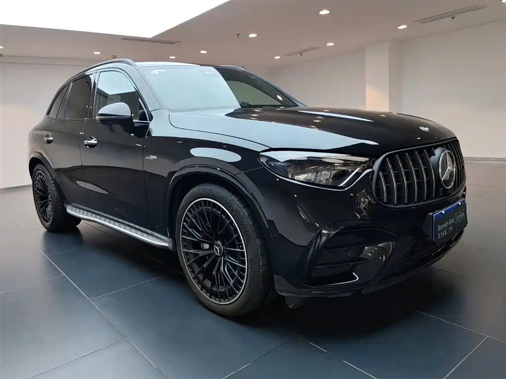 Mercedes-Benz GLC AMG 2025 — фото 3
