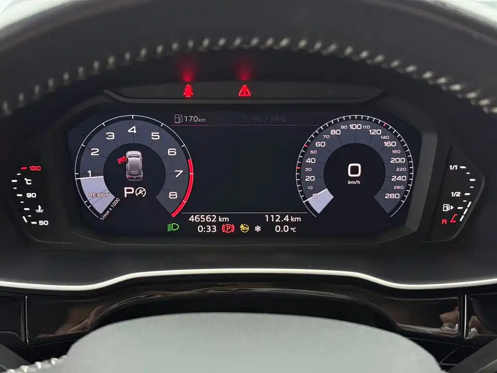 Audi Q3 2021 — фото 14