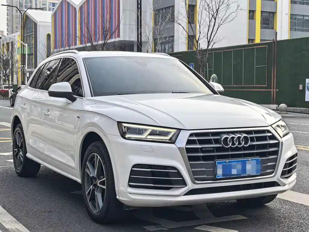 Audi Q5L 2018 — фото 3