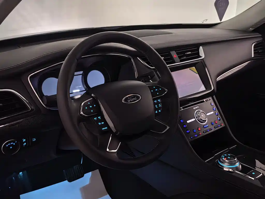 Ford Taurus 2019 — фото 4