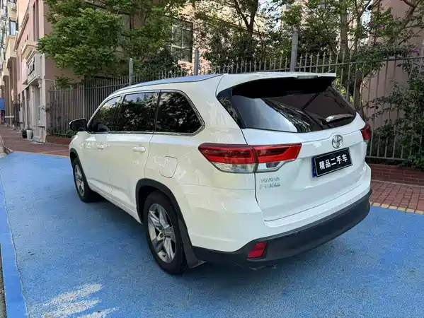Toyota Highlander 2018