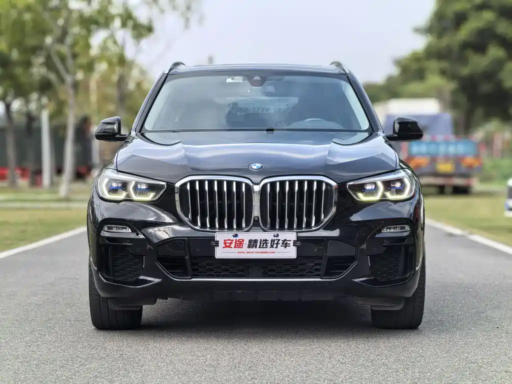 BMW X5 2019 — фото 2