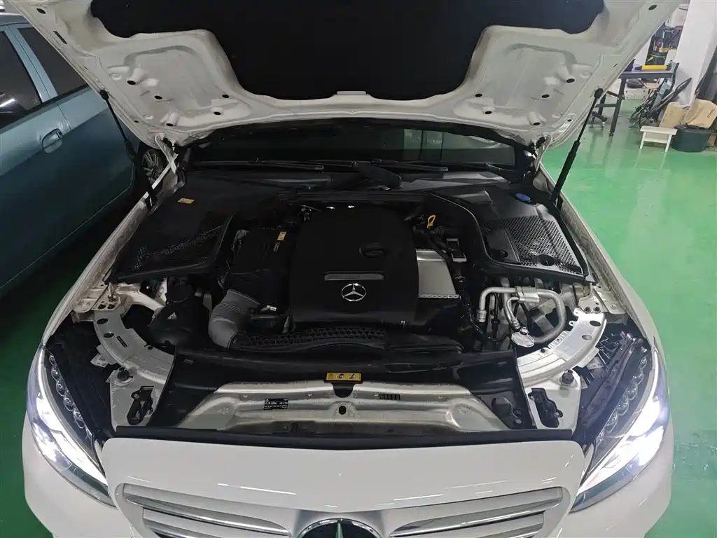 Mercedes-Benz C-Class 2016 — фото 16