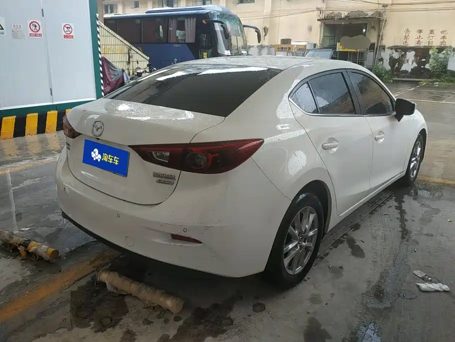 Mazda 3 Axela 2018