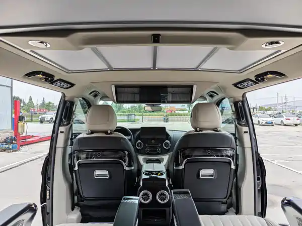 Mercedes-Benz Vito 2023