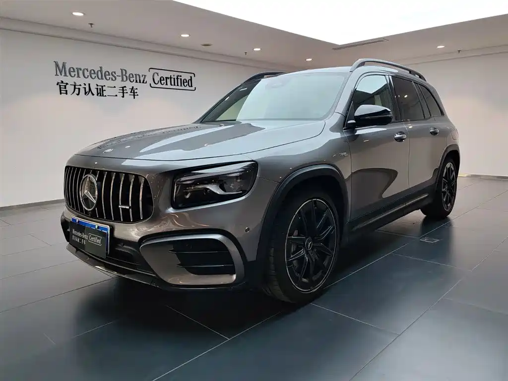 Mercedes-Benz GLB AMG 2025 — фото 1