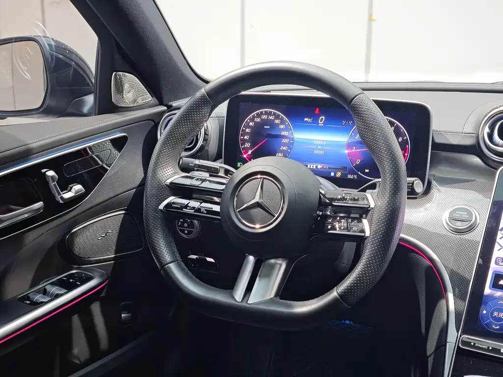 Mercedes-Benz C-Class 2023 — фото 14