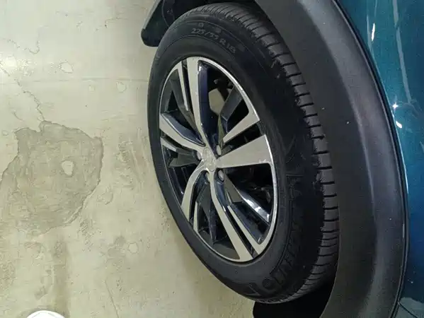 Peugeot 5008 2017