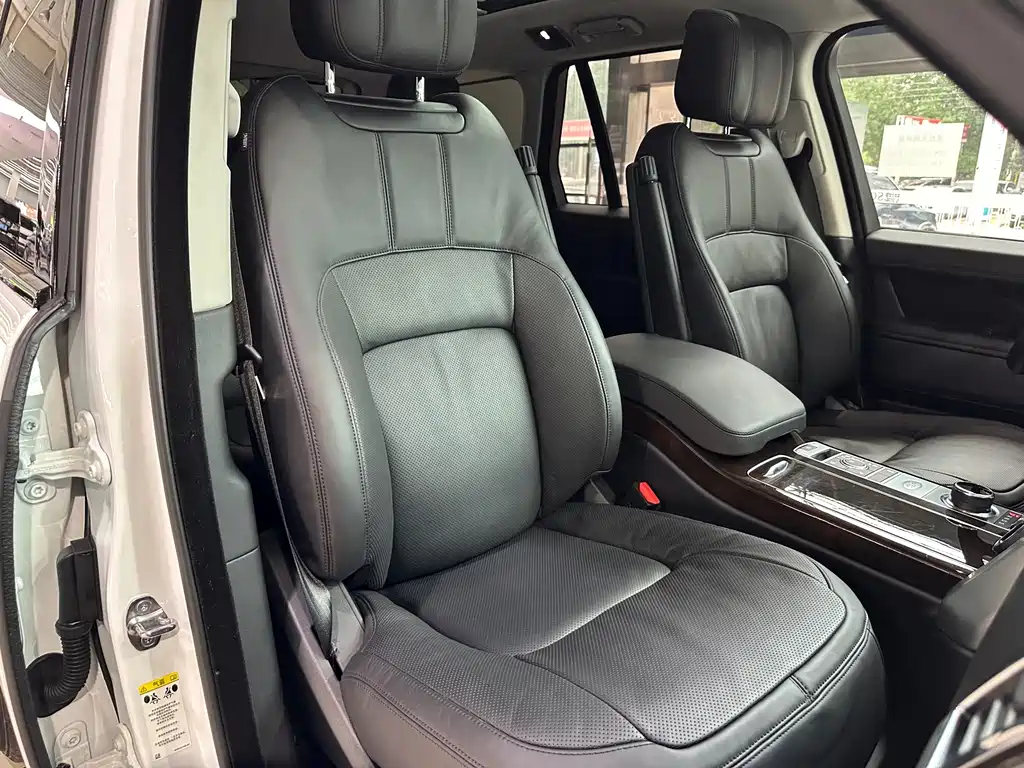 Land Rover Range Rover 2020 — фото 14