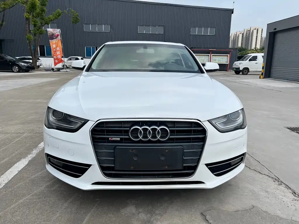 Audi A4L 2015 — фото 3