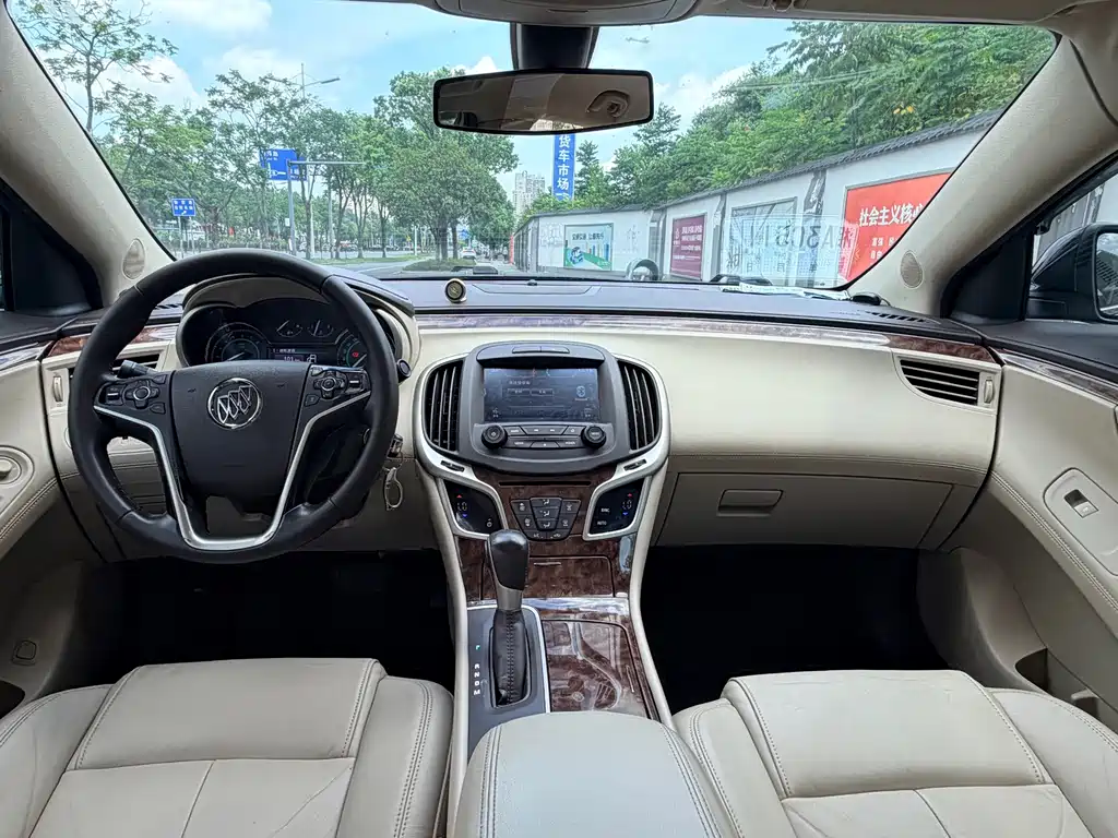 Buick LaCrosse 2015 — фото 10