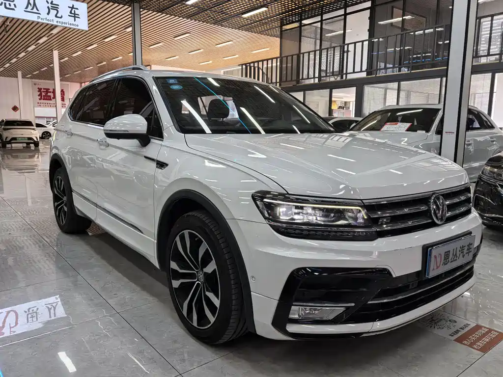 Volkswagen Tiguan L 2020 — фото 3