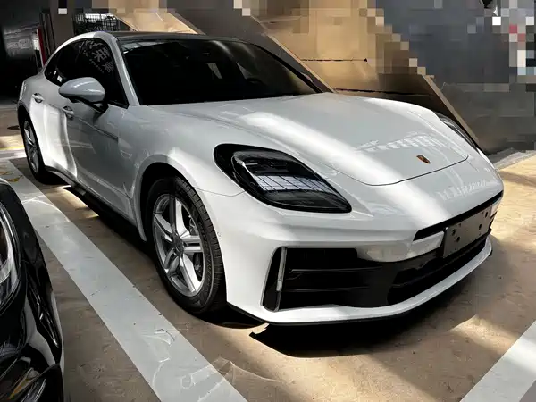 Porsche Panamera 2024
