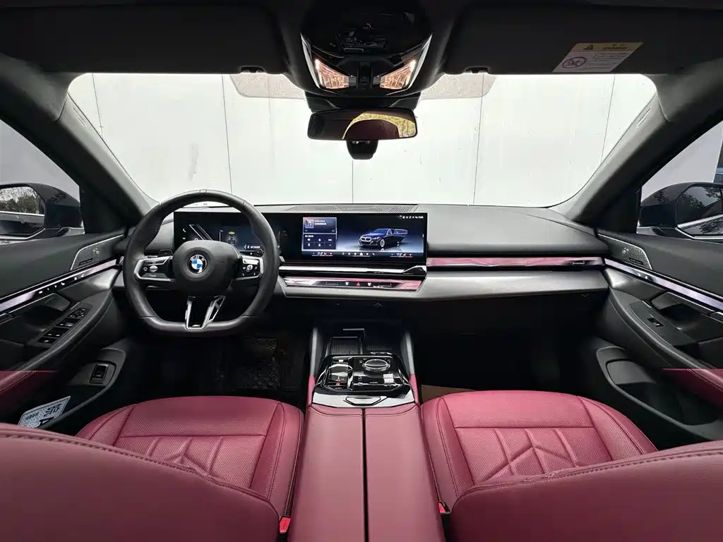 BMW 5 Series 2024 — фото 15