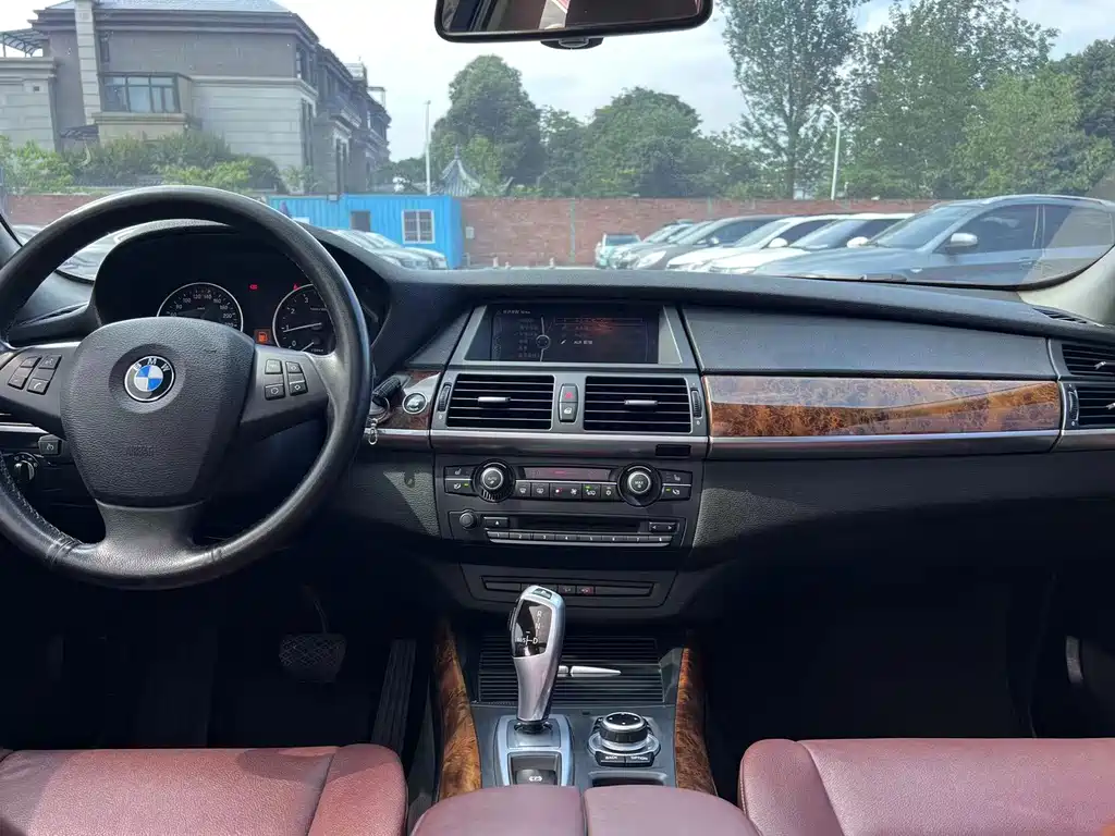 BMW X5 2013 — фото 11