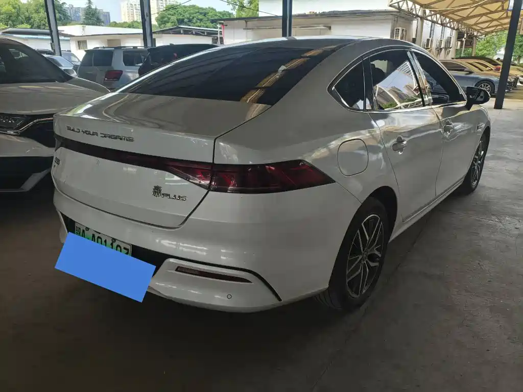 BYD Qin PLUS 2023 — фото 15