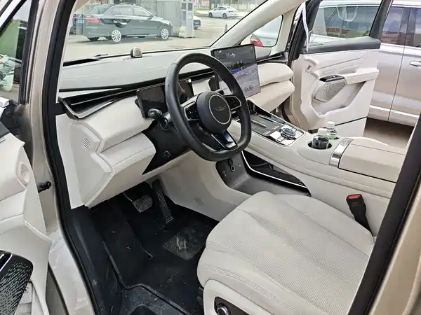 Geely Galaxy V900 2026