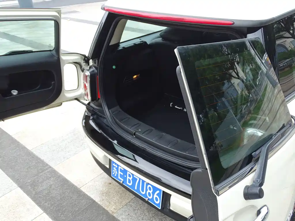 MINI Clubman 2014 — фото 30