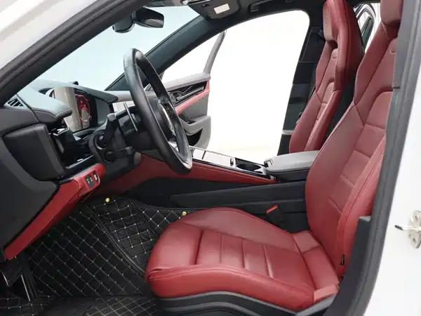 Porsche Panamera 2024