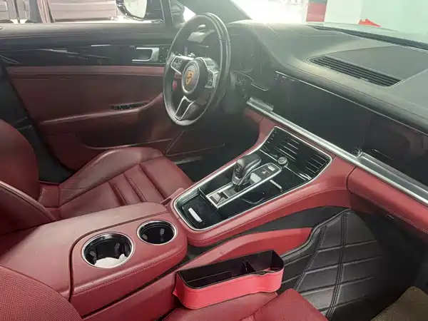 Porsche Panamera 2020