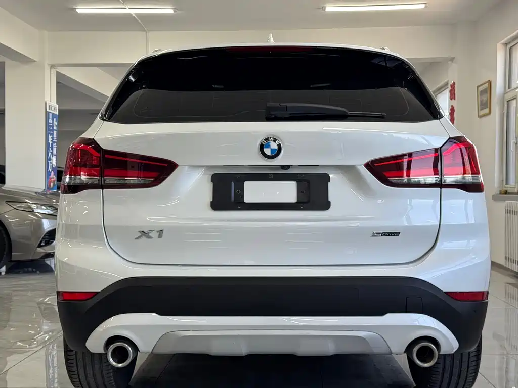 BMW X1 2022 — фото 14