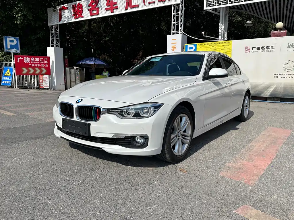 BMW 3 Series 2016 — фото 1