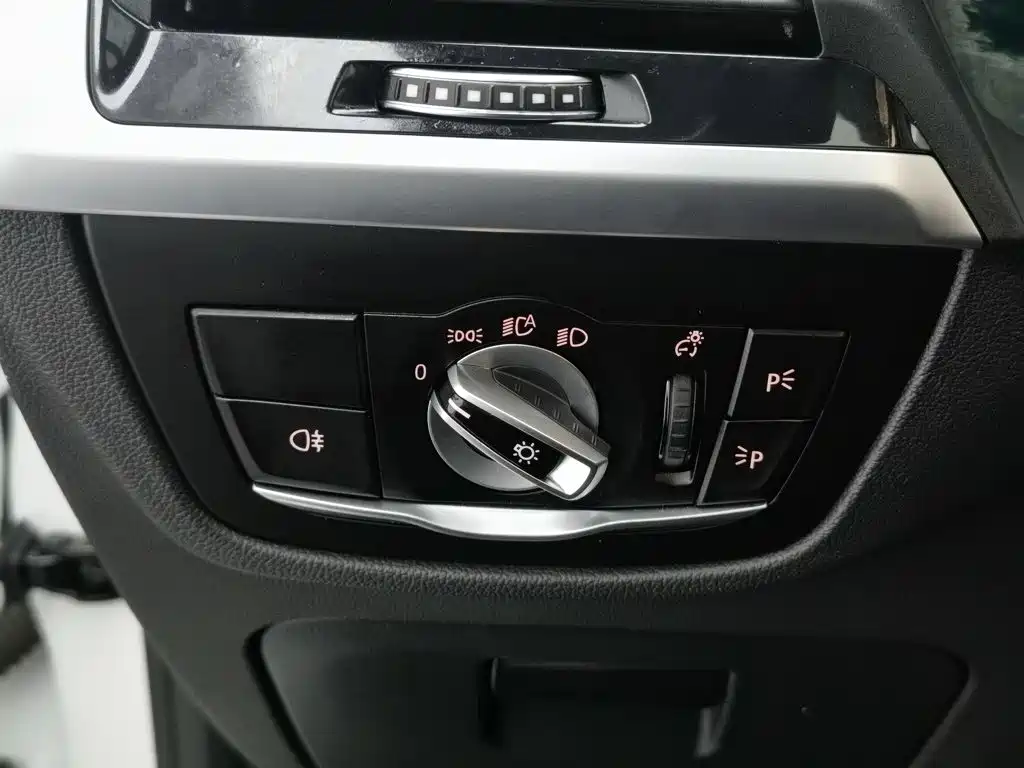 BMW X3 2020 — фото 21