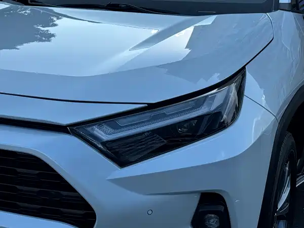 Toyota RAV4 2024
