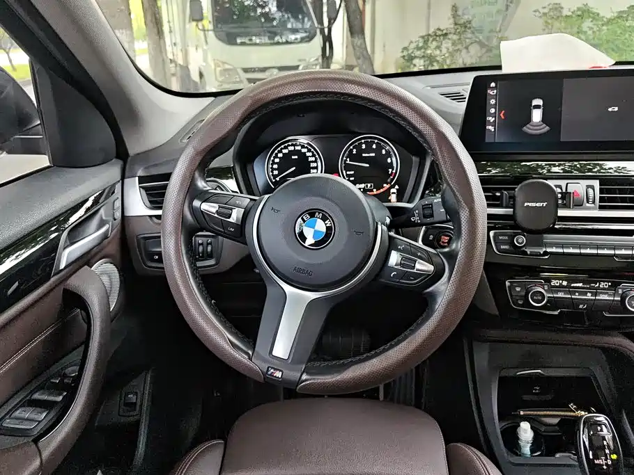 BMW X1 2022 — фото 15