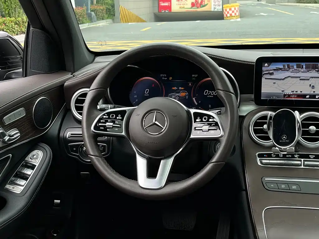 Mercedes-Benz GLC 2023 — фото 15