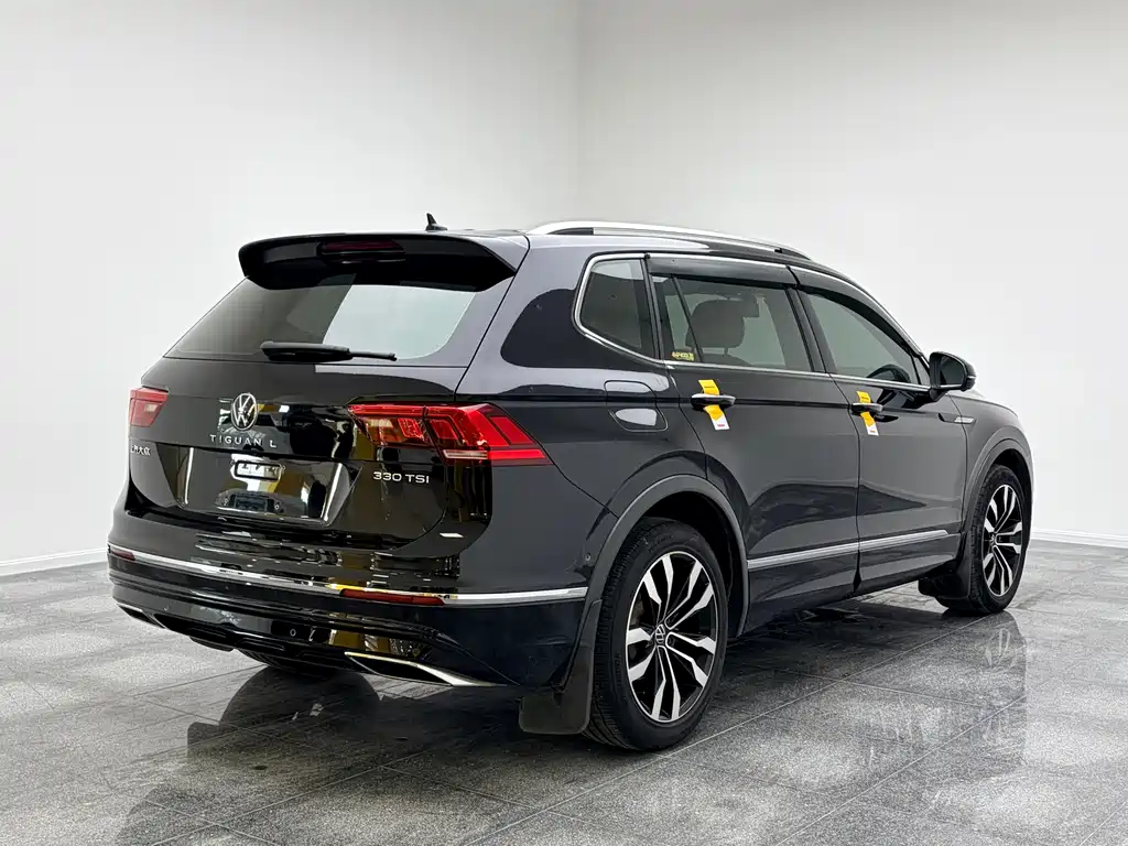 Volkswagen Tiguan L 2021 — фото 8